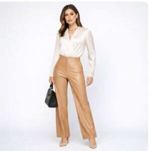 VINCE CAMUTO FAUX LEATHER PANTS MEDIUM